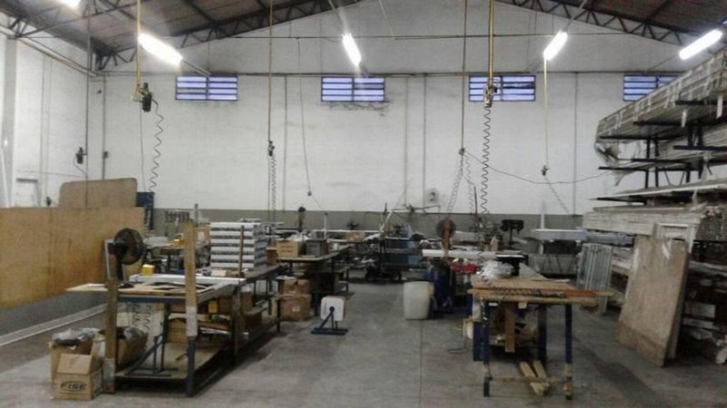 Galpão na Vila Aricanduva com 963m² Rua Rupiara São Paulo - 