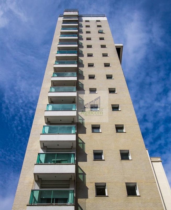 APARTAMENTO PARA LOCAÇÃO EM CAMPO BELO COM 3 DORMITÓRIOS E 2 VAGAS DE GARAGEM Rua Antônio de Macedo Soares São Paulo - 