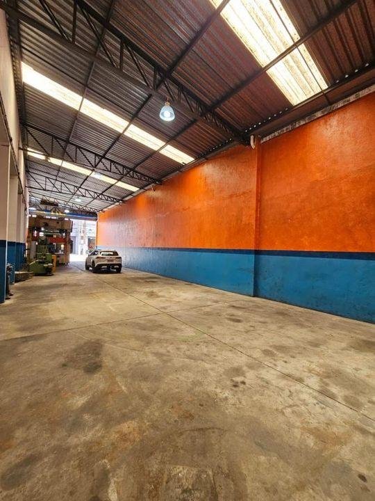 Prédio Inteiro à venda e aluguel, 1770m² - Foto 1