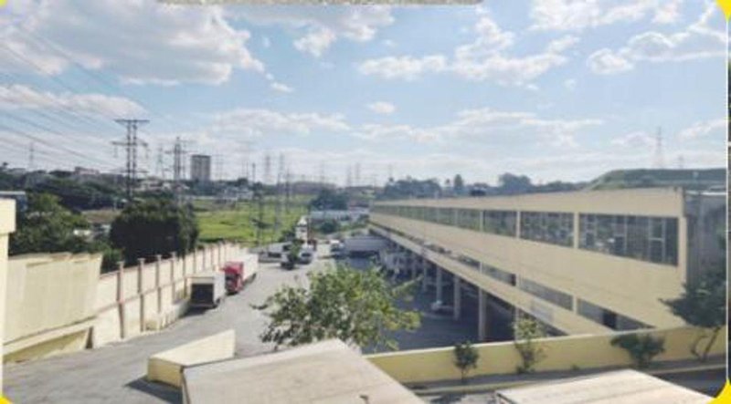 Galpão Comercial no Parque São Domingos 760m² Via Anhangüera São Paulo - 