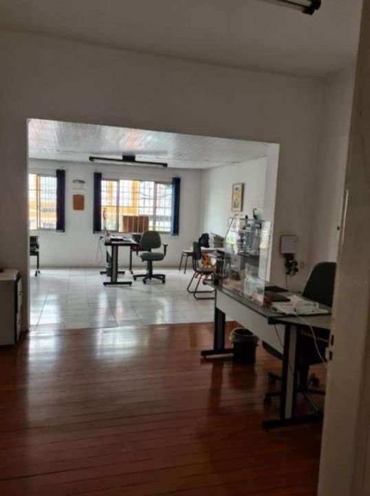 Imóvel Comercial no Cambuci com 250m² Rua Gama Cerqueira São Paulo - 