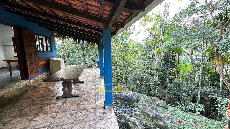 Casa em barra do una no sitio velho Rua 1 São Sebastião - 