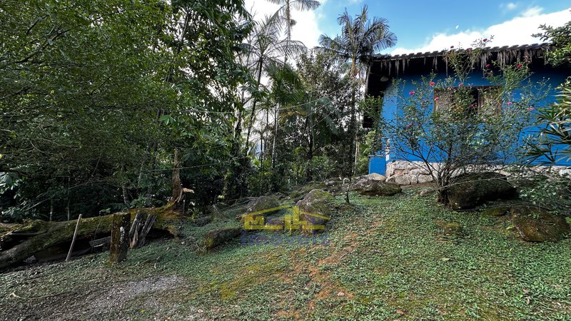 Casa em barra do una no sitio velho Rua 1 São Sebastião - 