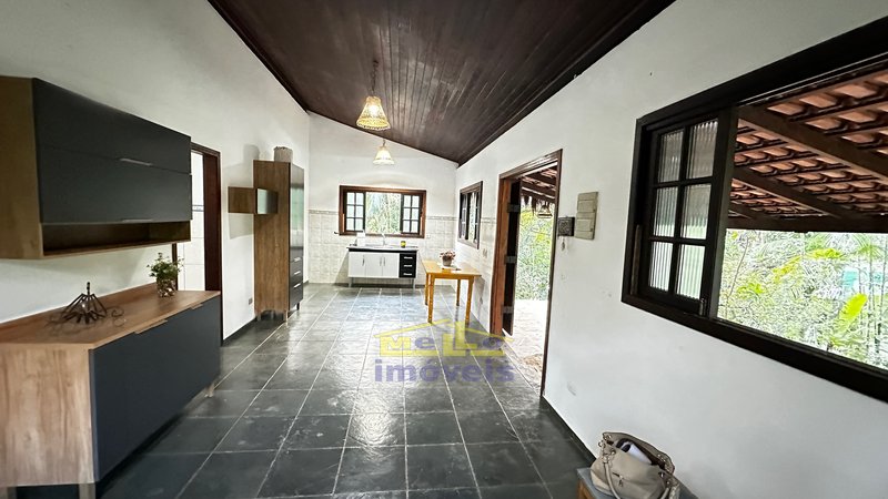 Casa em barra do una no sitio velho Rua 1 São Sebastião - 