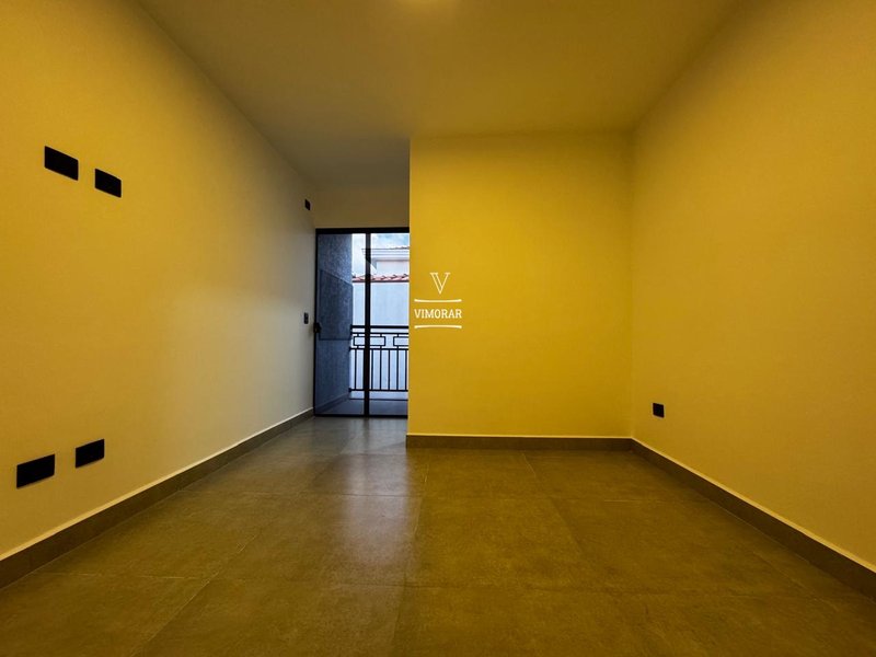 Sobrado 3 suítes + 4 vagas de garagem - São Paulo - 