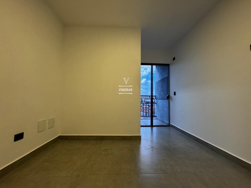 Sobrado 3 suítes + 4 vagas de garagem - São Paulo - 