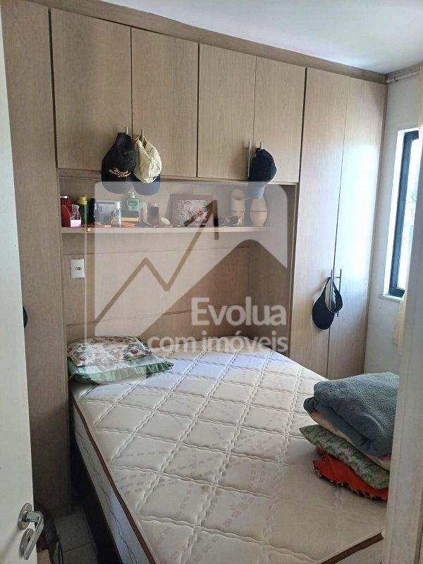 Alugo R$ 2.000,00 Apartamento Mobiliado 2/4, Suíte 4º Andar Recreio Ipitanga-LAURO FREITAS Rua Doutor Gerino de Souza Filho Lauro de Freitas - 