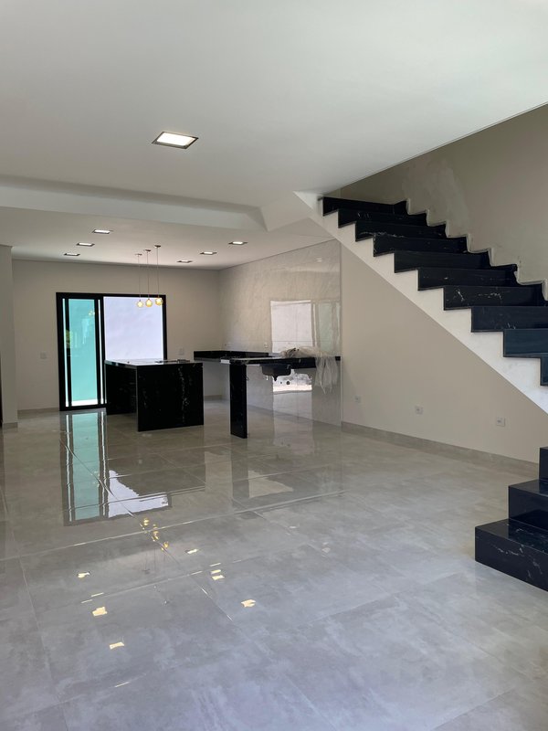 CASA LINDISSIMA (oportunidade única) - Franco da Rocha - 