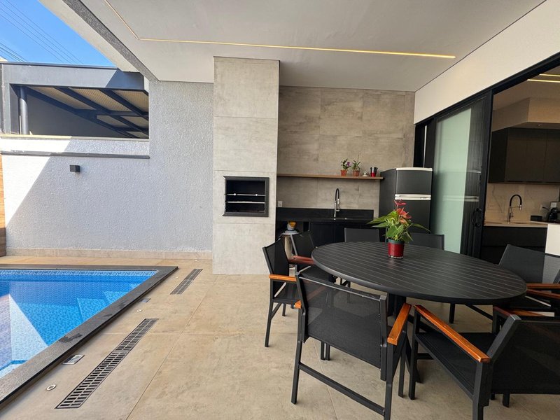 DESCUBRA A CASA QUE UNE ESTILO, PRATICIDADE E INOVAÇÃO Estrada Municipal Desembargador Adalberto José Que Paulínia - 