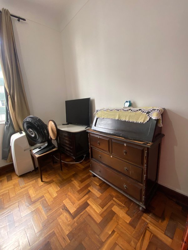 APARTAMENTO 2 QUARTOS SUÍTE VARANDA ÁREA DE SERVIÇO GARAGEM À VENDA NA BARRA! Rua Marquês de Caravelas Salvador - 
