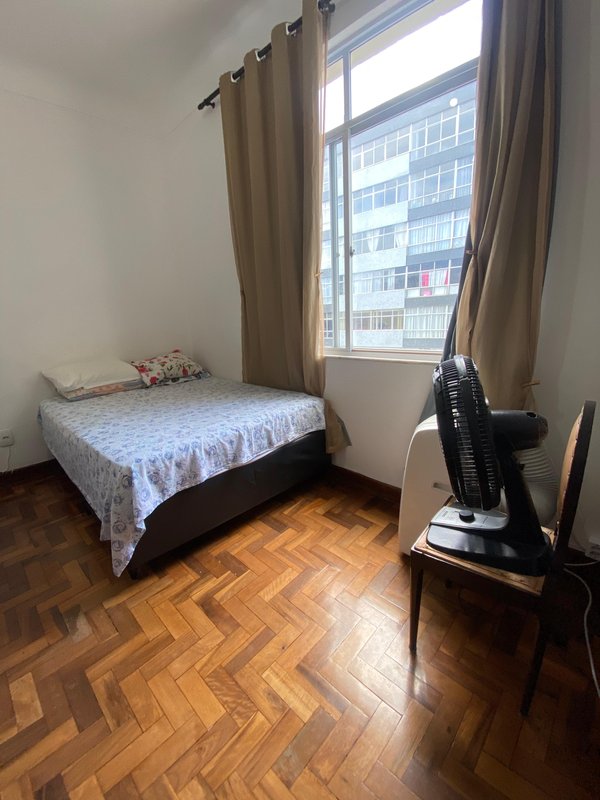 APARTAMENTO 2 QUARTOS SUÍTE VARANDA ÁREA DE SERVIÇO GARAGEM À VENDA NA BARRA! Rua Marquês de Caravelas Salvador - 