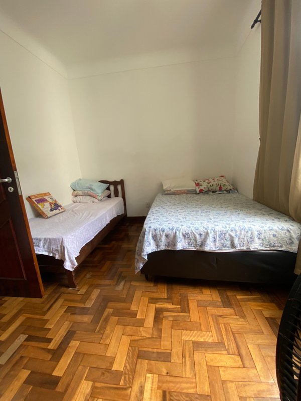 APARTAMENTO 2 QUARTOS SUÍTE VARANDA ÁREA DE SERVIÇO GARAGEM À VENDA NA BARRA! Rua Marquês de Caravelas Salvador - 