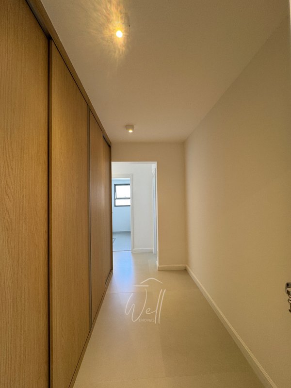 Apartamento na Vila Gilda ao lado do Shopping ABC  165m2 - 03 suítes - 03 vagas - Santo André - 