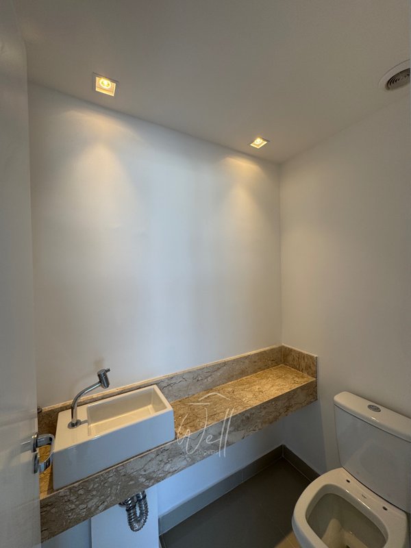 Apartamento na Vila Gilda ao lado do Shopping ABC  165m2 - 03 suítes - 03 vagas - Santo André - 