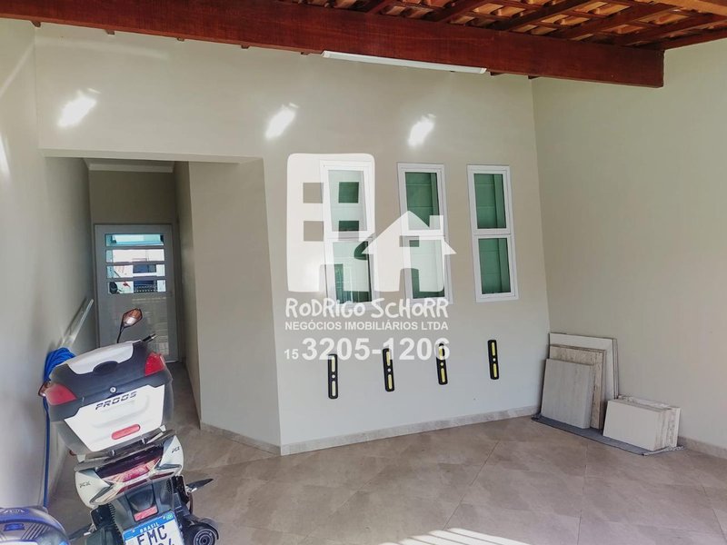 🏡 Casa Linda à venda na Av Zilah de Aquino - pronta para morar! Localização excelelente  Tatuí - 