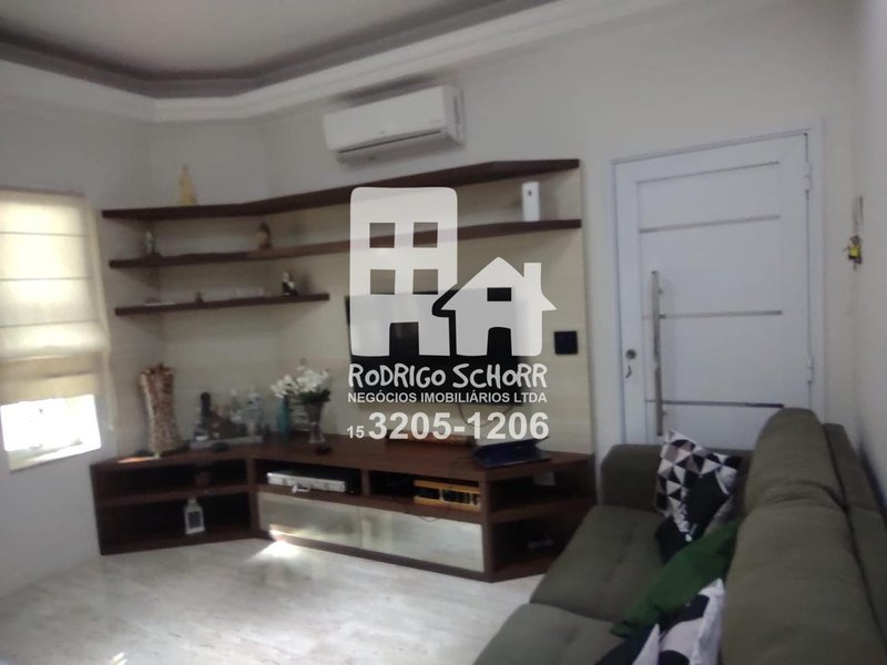 🏡 Casa Linda à venda na Av Zilah de Aquino - pronta para morar! Localização excelelente  Tatuí - 
