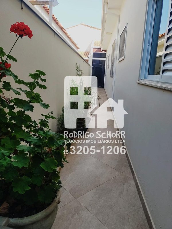 🏡 Casa Linda à venda na Av Zilah de Aquino - pronta para morar! Localização excelelente  Tatuí - 