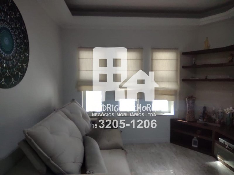 🏡 Casa Linda à venda na Av Zilah de Aquino - pronta para morar! Localização excelelente  Tatuí - 