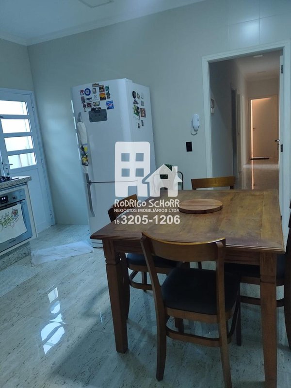 🏡 Casa Linda à venda na Av Zilah de Aquino - pronta para morar! Localização excelelente  Tatuí - 