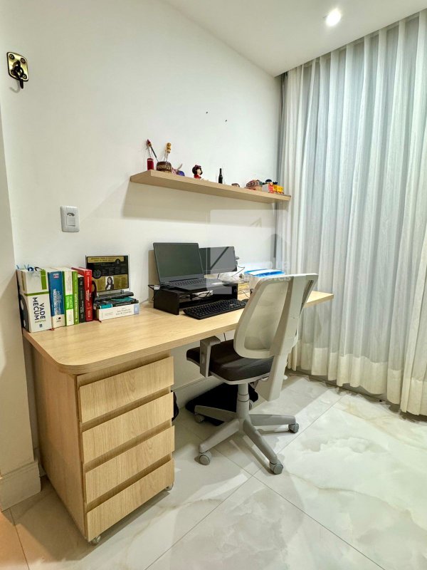 Casa a venda totalmente mobiliada, completíssima!! Rua Pau Sul Camaçari - 