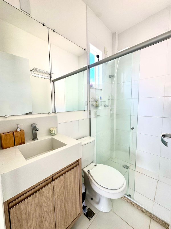 Casa a venda totalmente mobiliada, completíssima!! Rua Pau Sul Camaçari - 