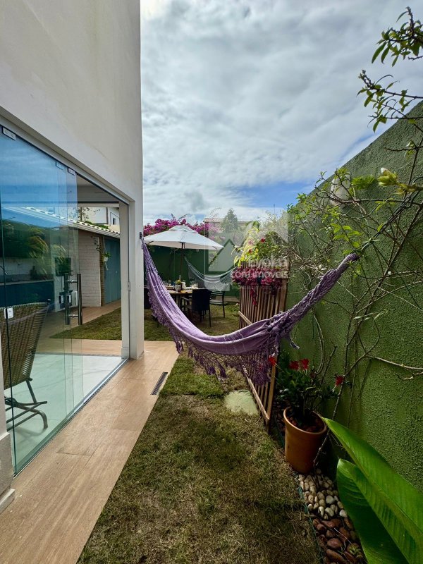 Casa a venda totalmente mobiliada, completíssima!! Rua Pau Sul Camaçari - 