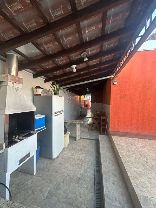 🏡 Linda Casa no Bairro do Golfinho – A Apenas 100 Metros da Pista! 🌟 - Caraguatatuba - 