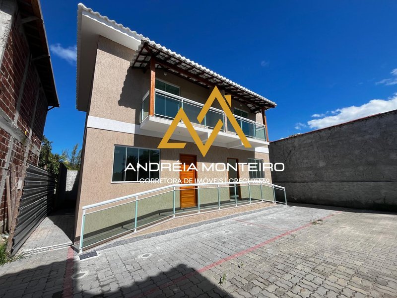 Casa com 2 Quartos, sendo 2 suítes à venda, 85 m² por R$ 385.000 - Condado de Maricá/RJ - Maricá - 