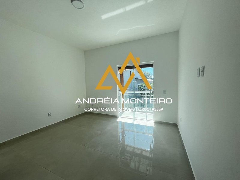 Casa com 2 Quartos, sendo 2 suítes à venda, 85 m² por R$ 385.000 - Condado de Maricá/RJ - Maricá - 