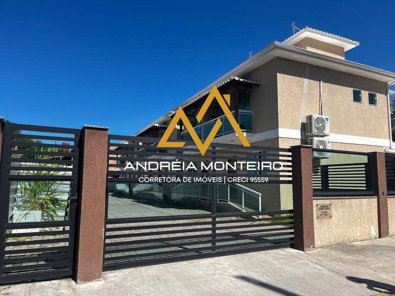 Casa com 2 Quartos, sendo 2 suítes à venda, 85 m² por R$ 385.000 - Condado de Maricá/RJ - Maricá - 