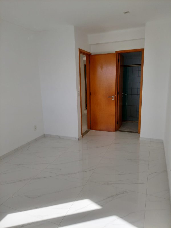 126m². 3 quartos (2 suítes). Varanda. Dependência completa. Nascente. 2 vagas de garagem Rua Capitão Rebelinho Recife - 