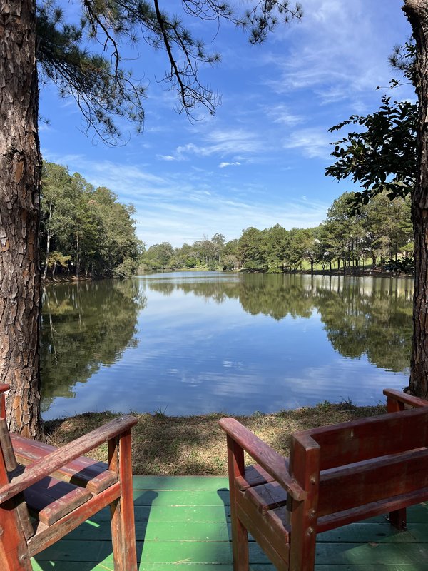 Terreno Exclusivo à Venda – Frente para o Lago | 1.000m² | Esquina | Aclive com Vista Priv Estrada Ferroviário João de Oliveira Sorocaba - Lago de esportes: Pesca, caiaque e SUP