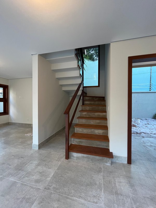 Casa Nova Estrada da Balsa - Porto Seguro - 