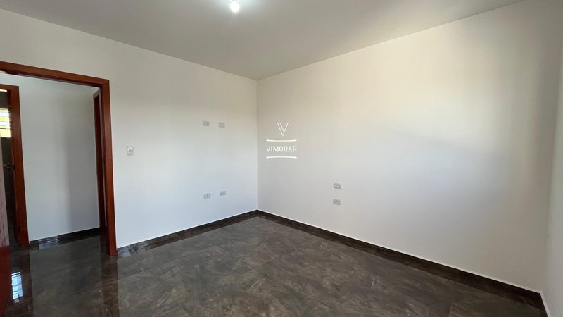 Sobrado 2 suítes + 3 vagas de garagem - Itaquaquecetuba - 