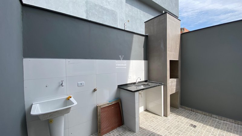 Sobrado 2 suítes + 2 vagas de garagem - Itaquaquecetuba - 