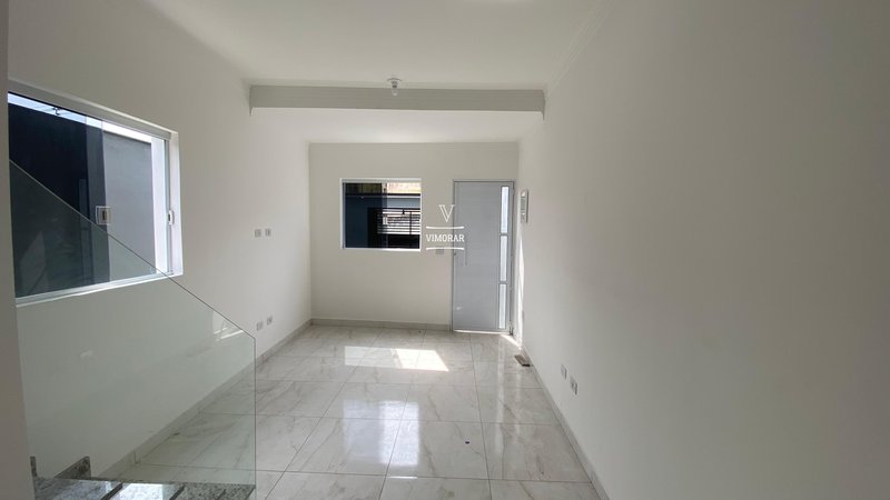 Sobrado 2 suítes + 2 vagas de garagem - Itaquaquecetuba - 