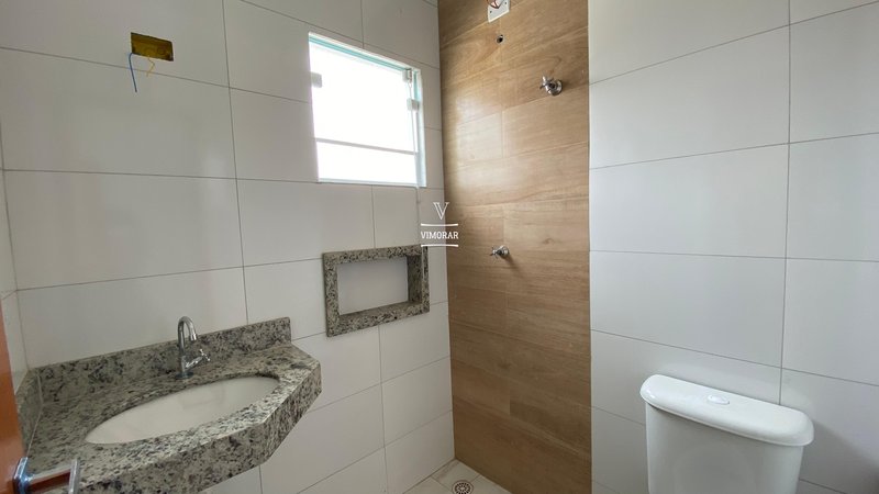 Sobrado 2 suítes + 2 vagas de garagem - Itaquaquecetuba - 