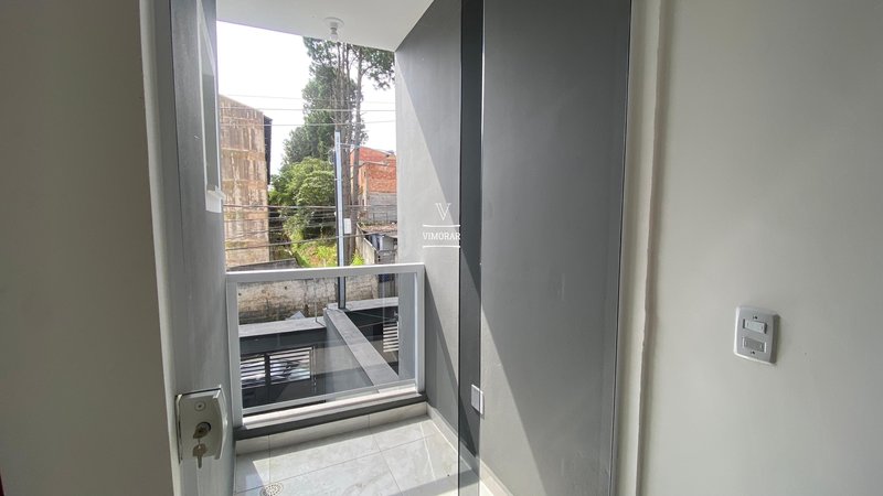 Sobrado 2 suítes + 2 vagas de garagem - Itaquaquecetuba - 
