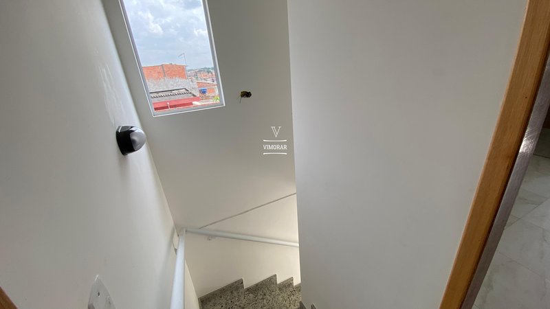 Sobrado 2 suítes + 2 vagas de garagem - Itaquaquecetuba - 