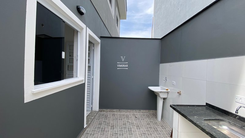 Sobrado 2 suítes + 2 vagas de garagem - Itaquaquecetuba - 