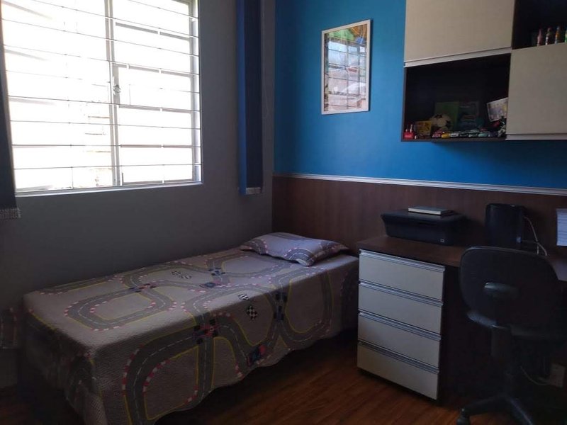 Casa independente - 03 qts. - 01 suíte - 02 vgs. paralelas e cobertas - R$ 485K Rua Sebastião Possada Bravo Belo Horizonte - 