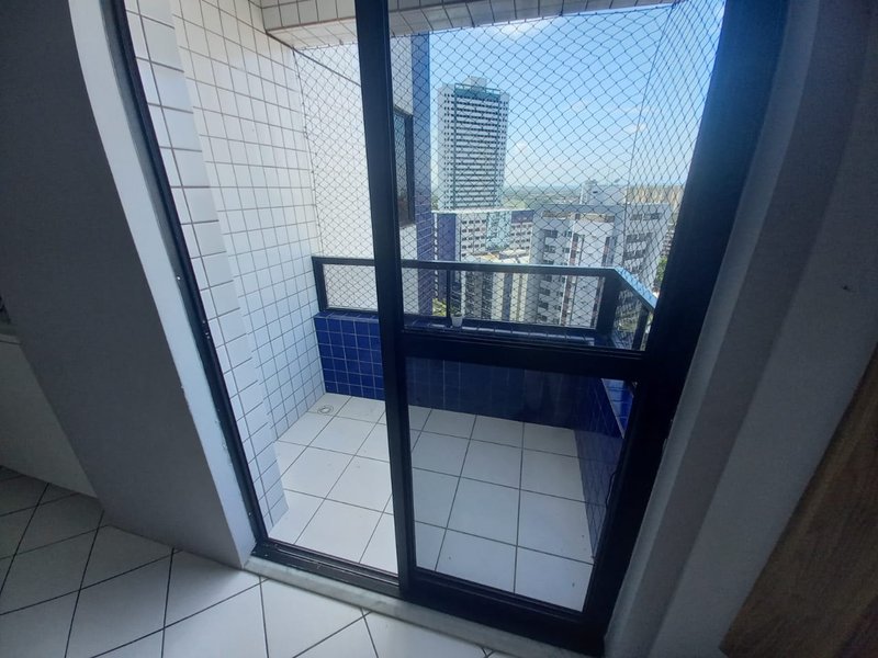 68m². 3 quartos. Varanda. 1 vaga de garagem Rua Coronel Anízio Rodrigues Coelho Recife - 