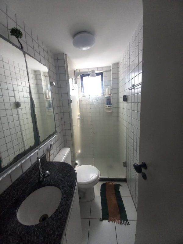 68m². 3 quartos. Varanda. 1 vaga de garagem Rua Coronel Anízio Rodrigues Coelho Recife - 