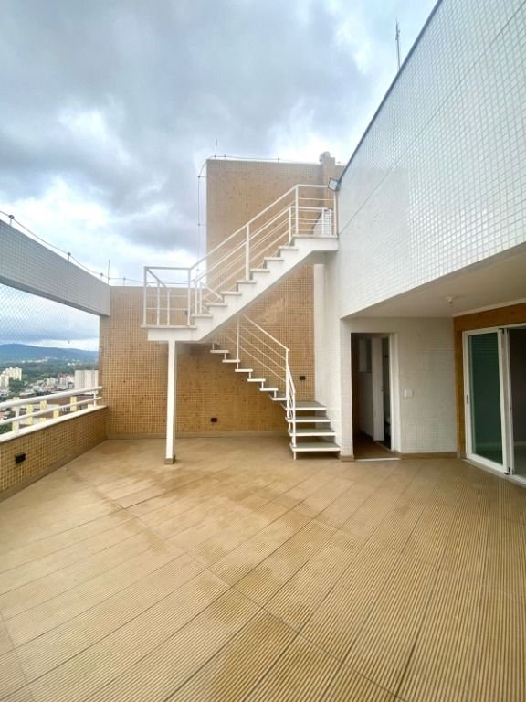 Cobertura em Santana 217m² 3 dorm 2 suítes 5 vagas Rua Voluntários da Pátria São Paulo - 