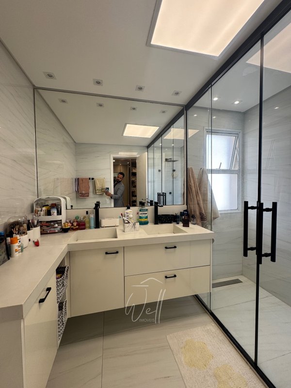 Apartamento mobiliado no Condominio Domo Prime 237m2 - 04 suítes - 04 vagas - São Bernardo do Campo - 