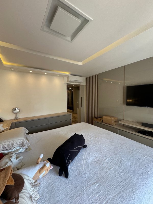 Apartamento mobiliado no Condominio Domo Prime 237m2 - 04 suítes - 04 vagas - São Bernardo do Campo - 