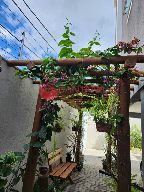 Apartamento mobiliado com 2/4 para locação em Lauro de Freitas  (INDISPONÍVEL) Rua Praia de Itapema Lauro de Freitas - 