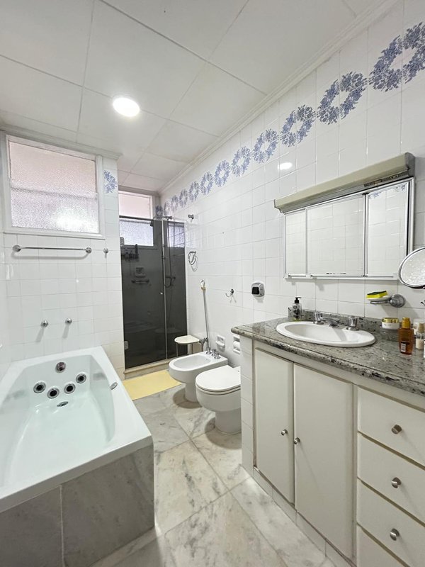 APARTAMENTO ALTO PADRÃO VISTA MAR 4 QUARTOS 2 SUÍTES VARANDAS CLOSET À VENDA NA VITÓRIA! Avenida Sete de Setembro Salvador - 