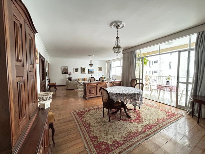 APARTAMENTO ALTO PADRÃO VISTA MAR 4 QUARTOS 2 SUÍTES VARANDAS CLOSET À VENDA NA VITÓRIA! Avenida Sete de Setembro Salvador - 
