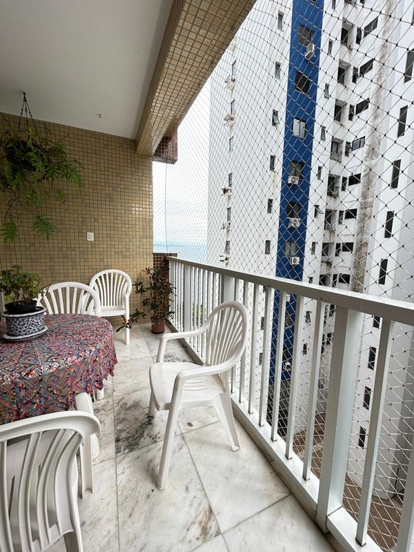 APARTAMENTO ALTO PADRÃO VISTA MAR 4 QUARTOS 2 SUÍTES VARANDAS CLOSET À VENDA NA VITÓRIA! Avenida Sete de Setembro Salvador - 